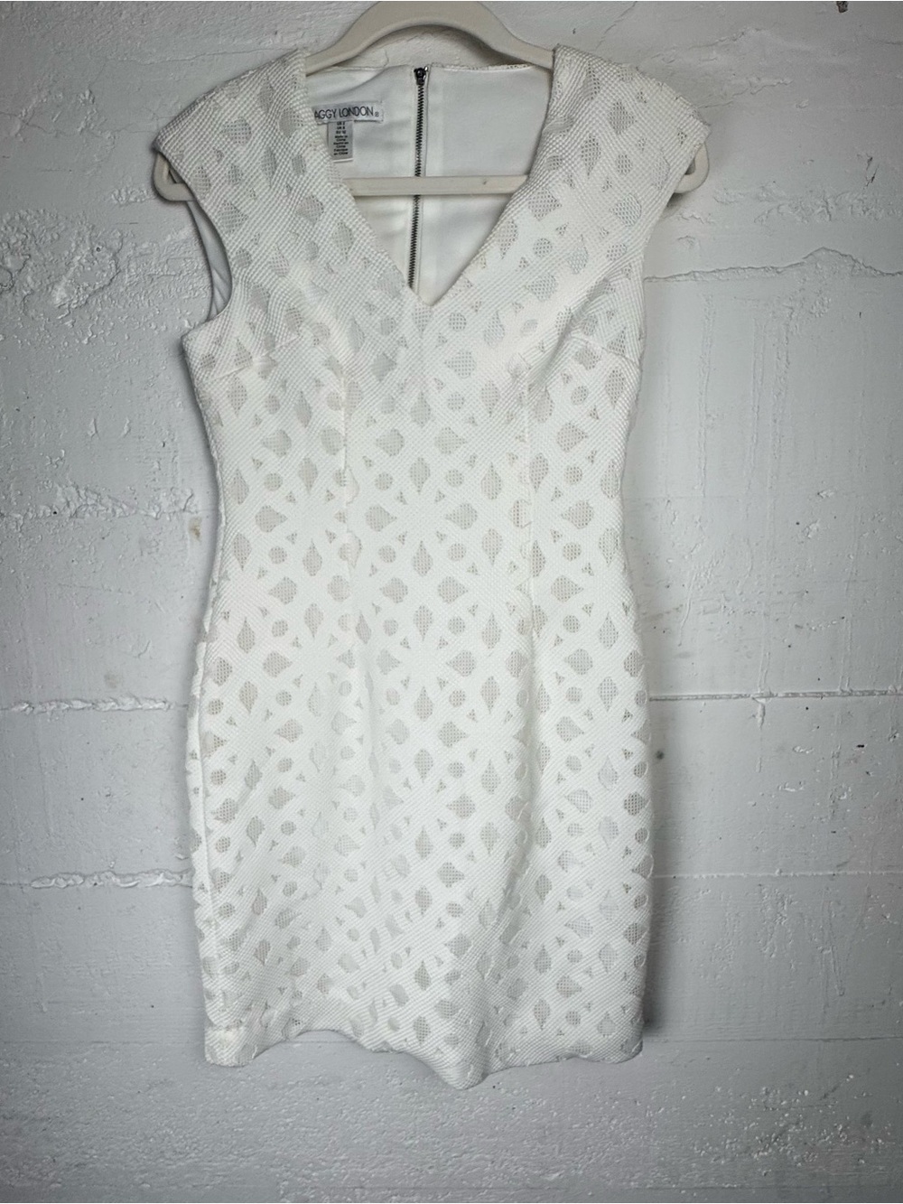 Maggy London Ivory Illusion Midi Dress Size 2 Thick Shearh Lace